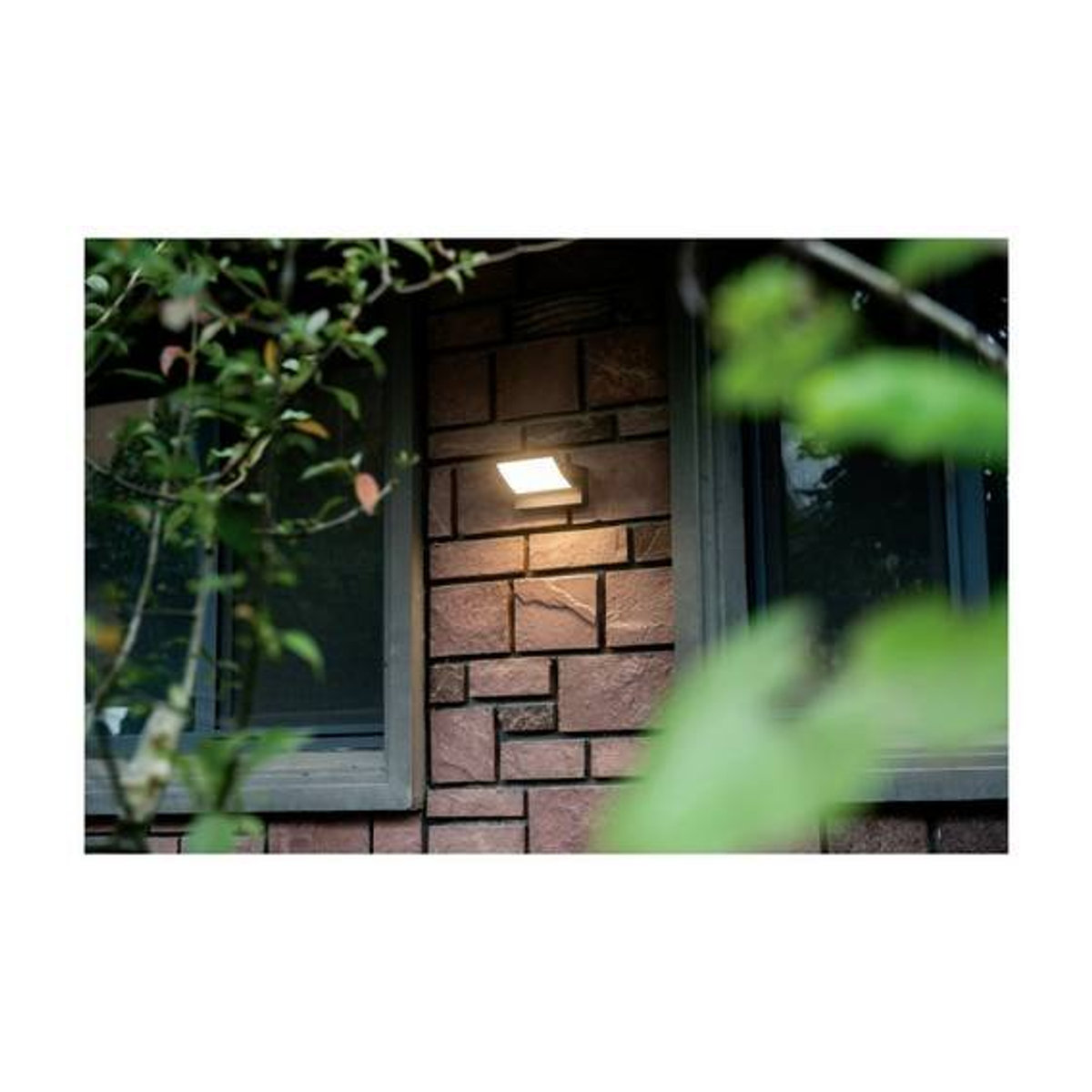 Heitronic LED-Außenwandleuchte VO-501440 in Anthrazit mit warmweißem Licht und 12,5W - Bild 1