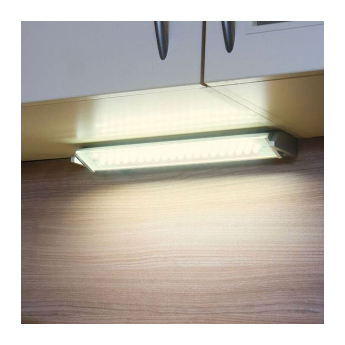 Heitronic Miami LED-Unterbauleuchte für Möbelbeleuchtung, 10 W, Warmweiß, Silber, Aluminium und Glas - Bild 1