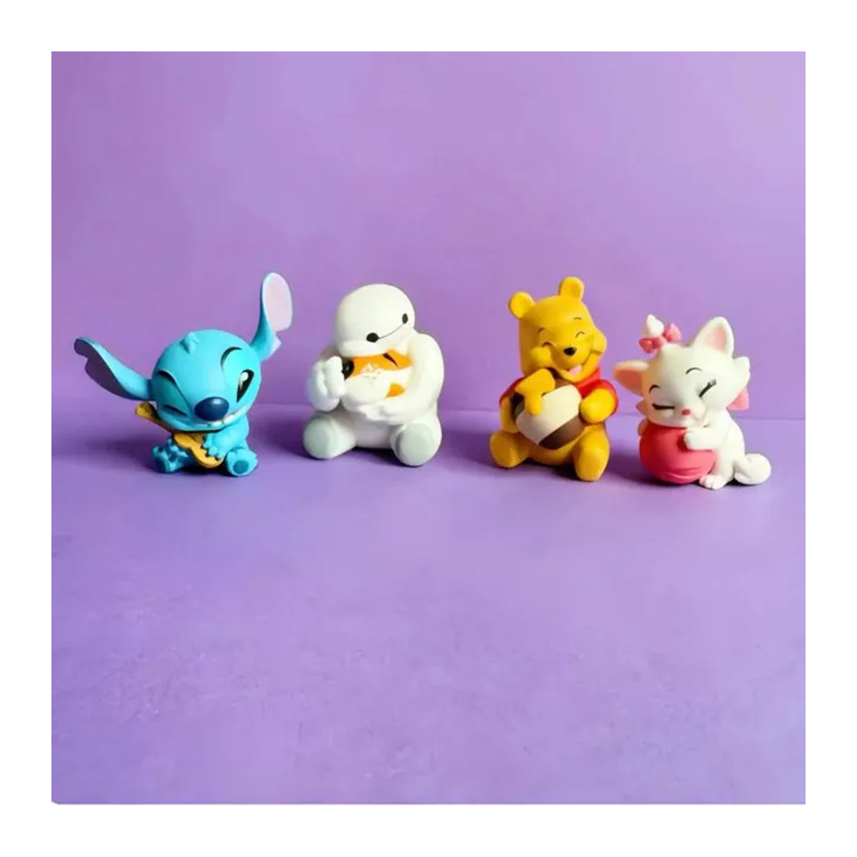 HEROCROSS Stitch Blindbox Figur im Schlafstil, Gelber Bär Cartoon Schreibtischdekoration aus Kunststoff - Bild 1