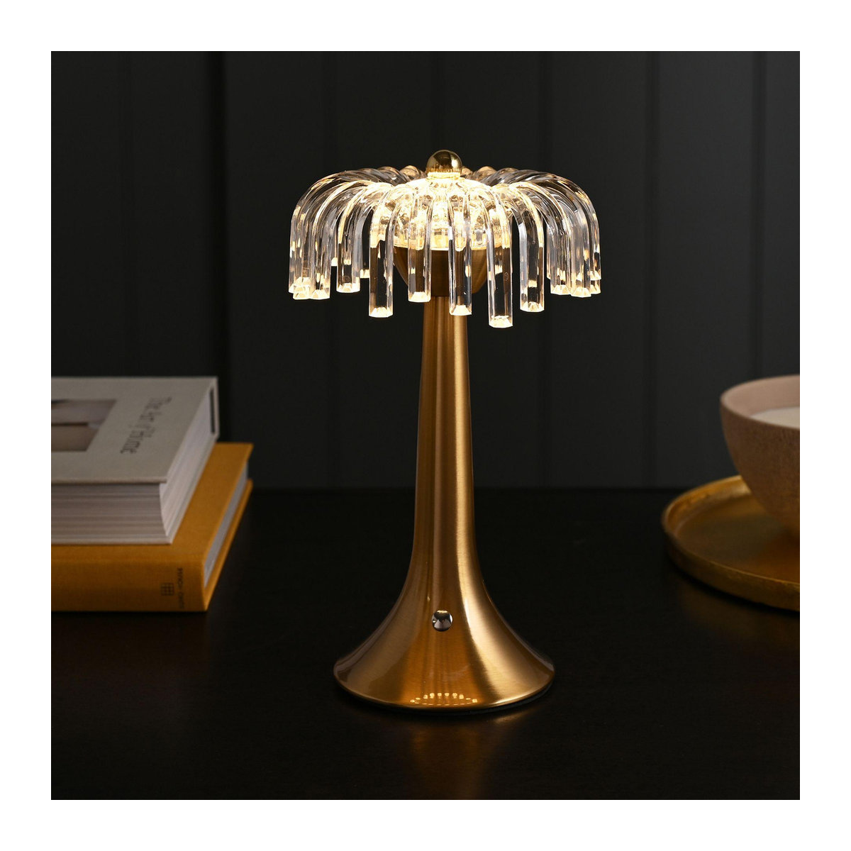 Hestia Crystal USB LED Touch Tischleuchte mit Bronze-Fuß und Zierleiste in Gold, Höhe: 40 cm, Breite: 25 cm, Tiefe: 14 cm - Bild 2