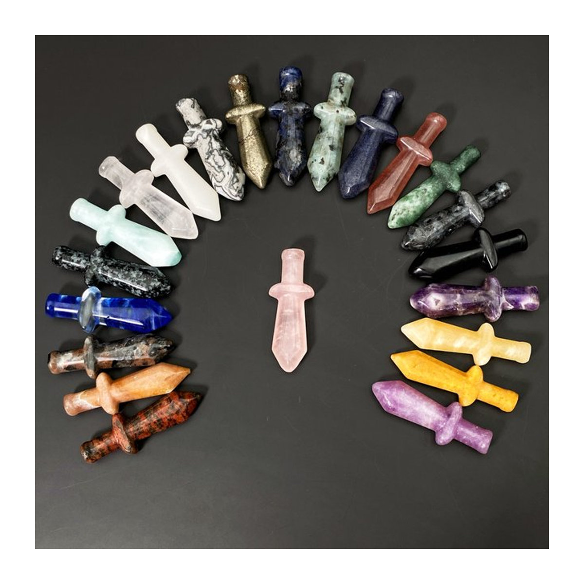 Hochwertiges Naturkristall-Messer aus Multi-Material in Multicolor als Dekoration und Geschenk - Bild 1