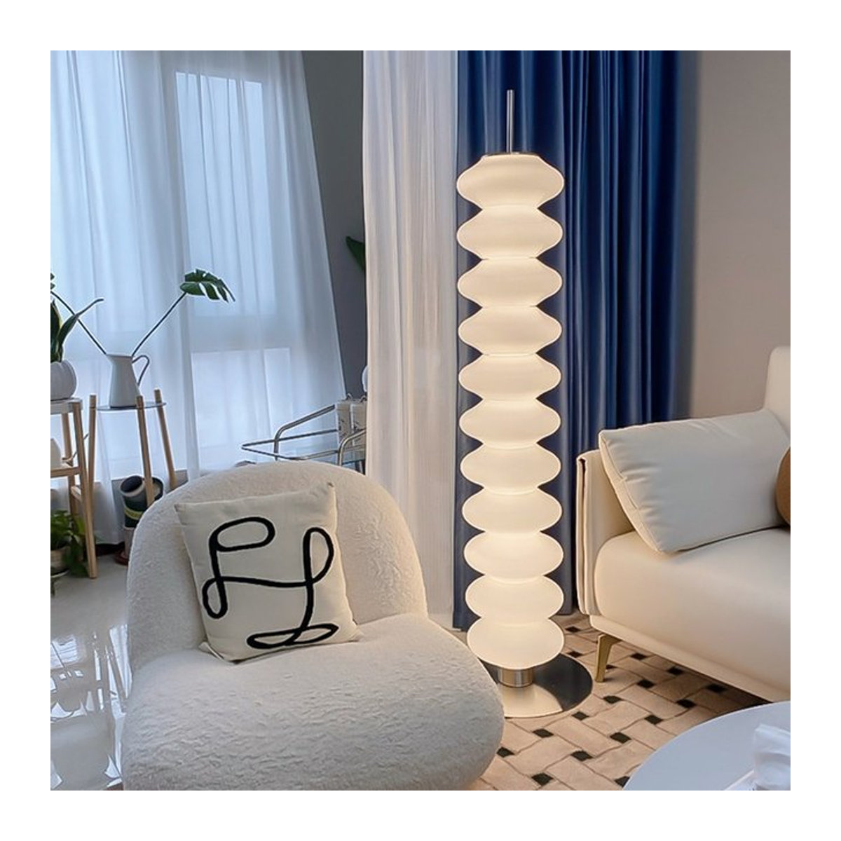 HomeLover LED-Eckstehlampe im skandinavischen Design als Zucker-Kürbis-Leuchte in Weiß für Wohnzimmer und Schlafzimmer - Bild 1