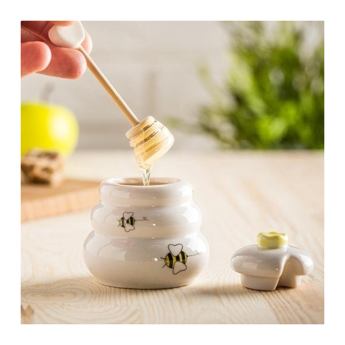 Honigtopf aus Porzellan mit Deckel und Holz-Löffel von Eurowebbiz mit Bienen-Design - Bild 1