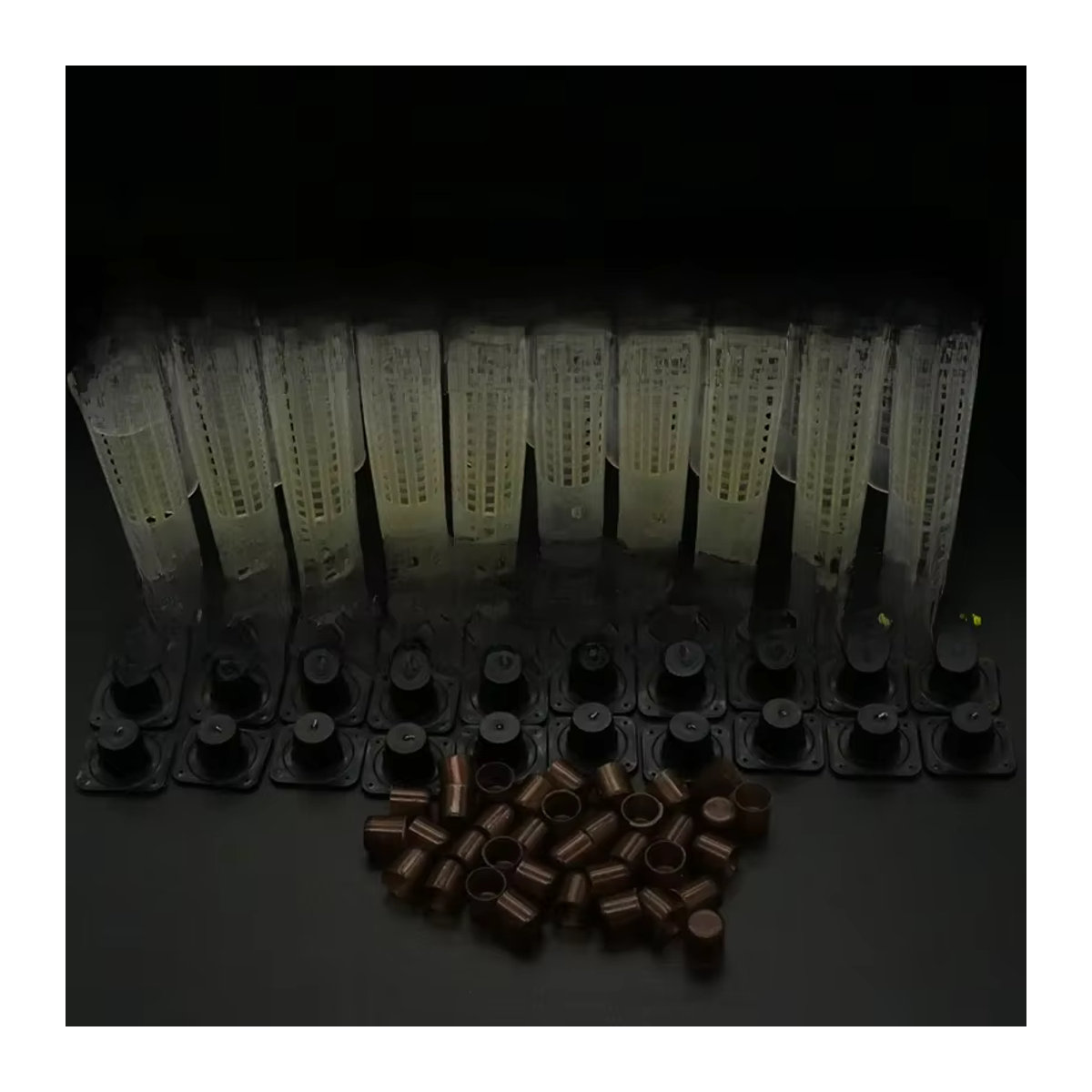 Howells Bienenzucht-Komplettset mit Königinnenkäfig, Aufzucht-Cups und Catcher Box in Bunt aus Kunststoff - Bild 7