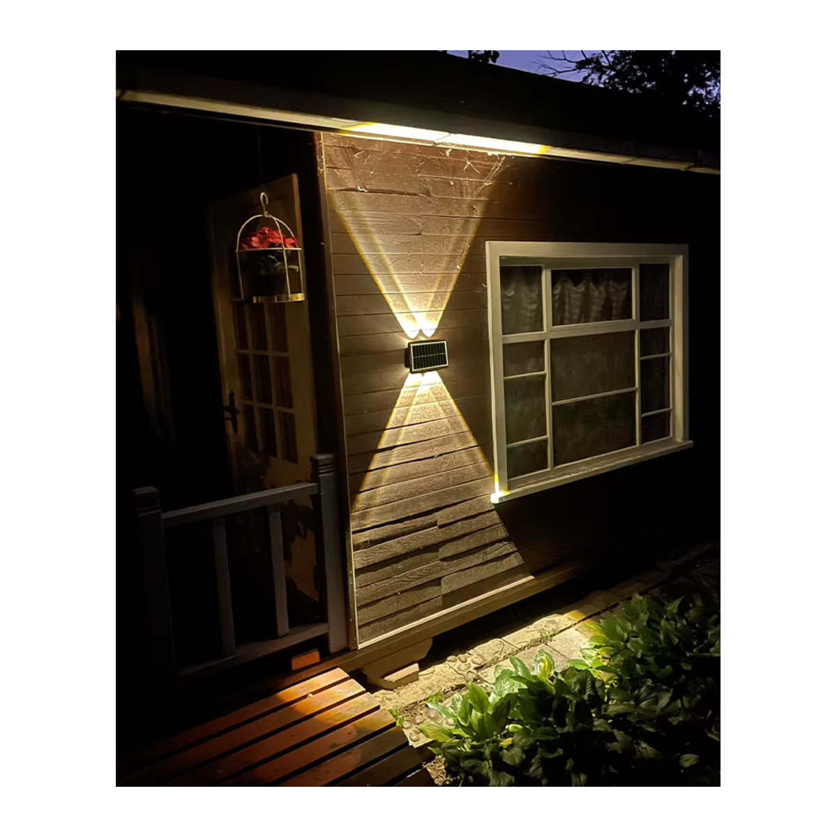 IEEYEEY Solar LED Wandleuchte Modern Schwarz Wasserdicht für Garten Veranda und Balkon mit Up-and-Down Beleuchtung - Bild 3