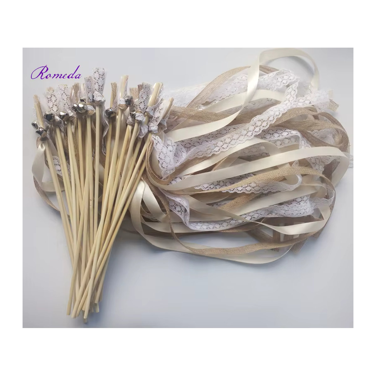 IVINLA Hochzeit Zauberstäbe Set mit Jute, Spitze und Glocken in Beige, 10er Los - Bild 6