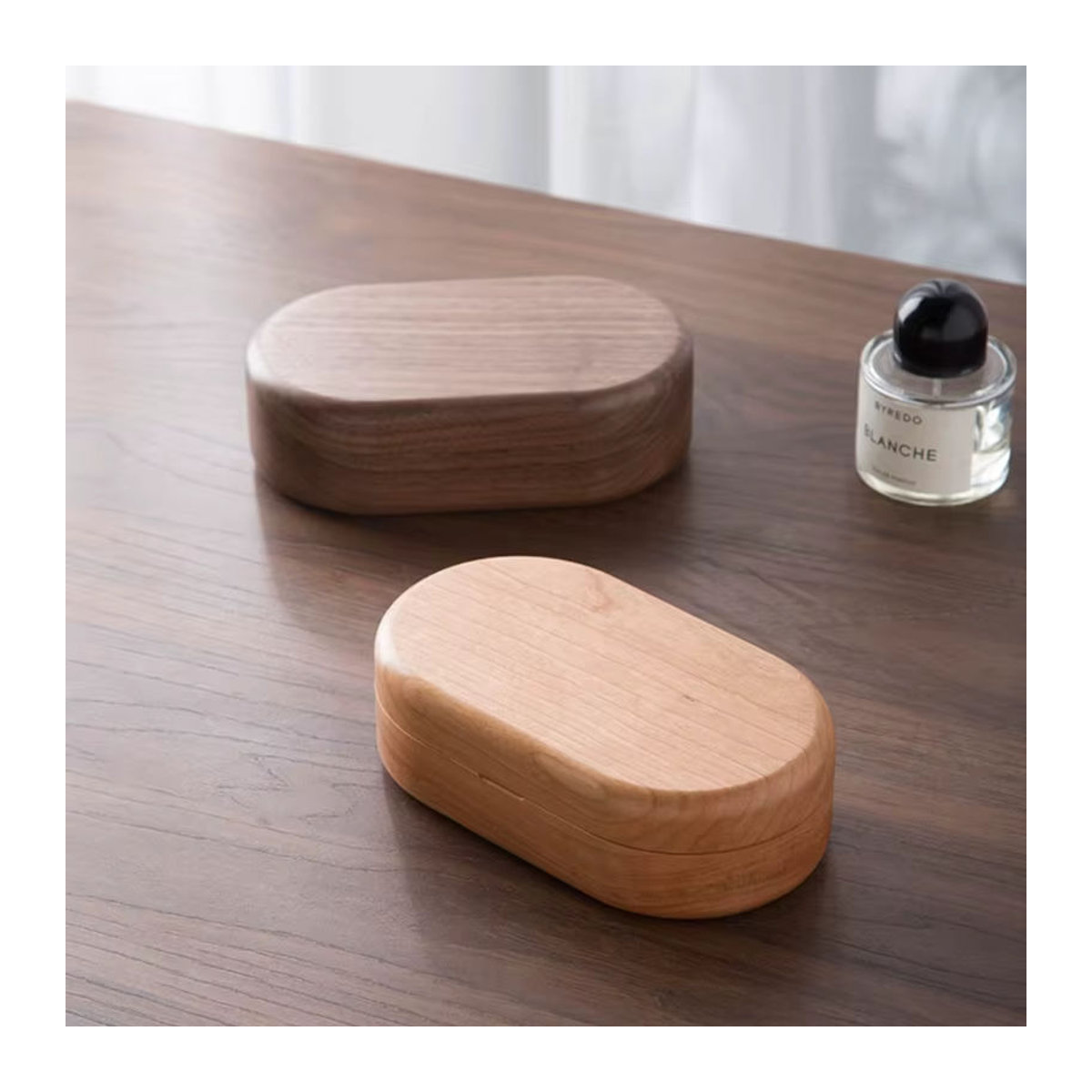 JAVRICK Schmuckbox aus Holz in Braun mit minimalistischem Design und ovaler Form - Bild 6