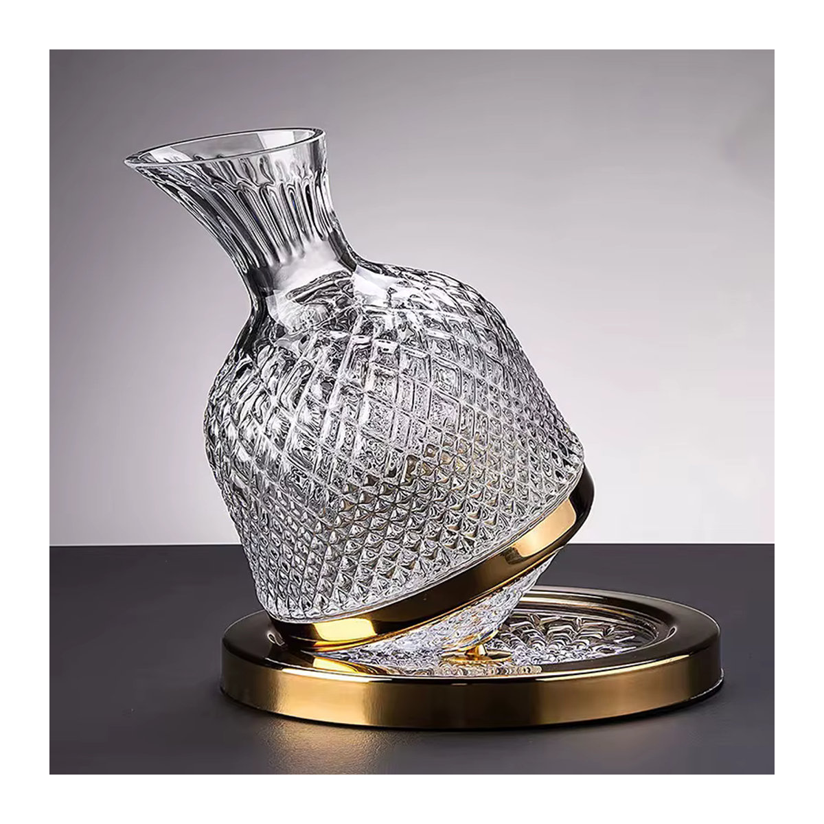 JETTING 360 Grad drehbarer Dekanter aus Kristallglas in Transparent und Silber, 1500 ml Weinspender und Belüfter mit geometrischem Design - Bild 5