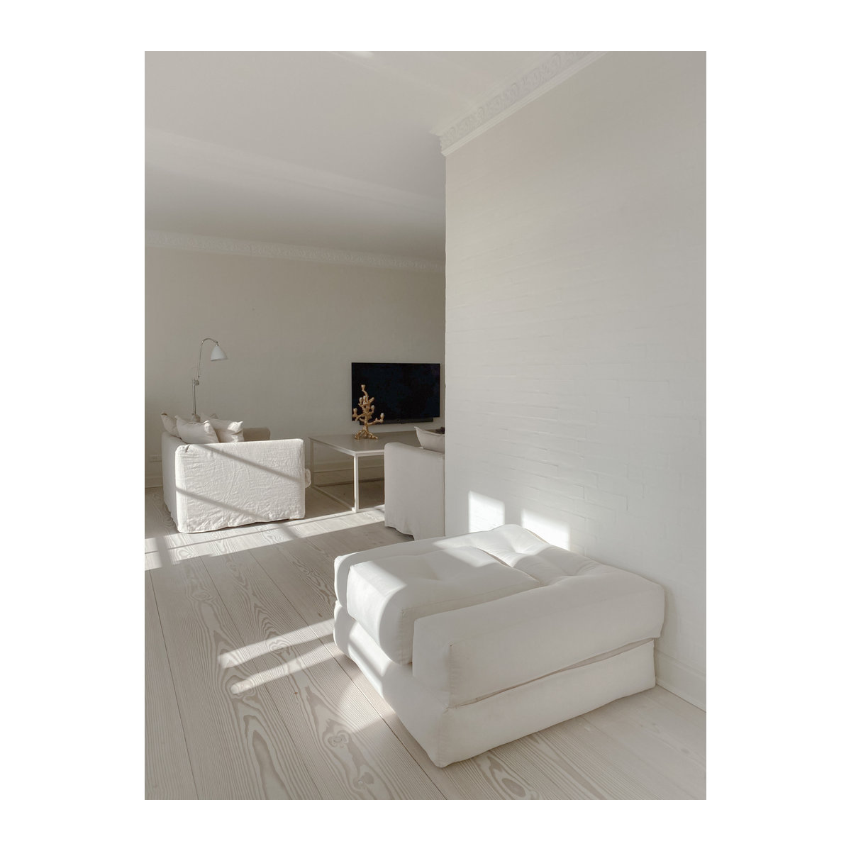 Karup Cube Sessel in Weiß und Transparent mit Polsterung im minimalistischen Design - Bild 2