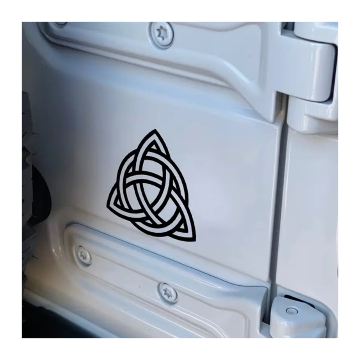 Keltischer Knoten Triquetra Vinyl Aufkleber in Weiß für Auto, Fenster und Wand - Bild 4