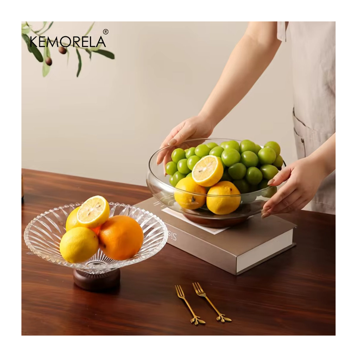 KEMORELA Obstschale aus Glas in Transparent und Braun, rundes Design mit Fuß für Snacks und Salate - Bild 2