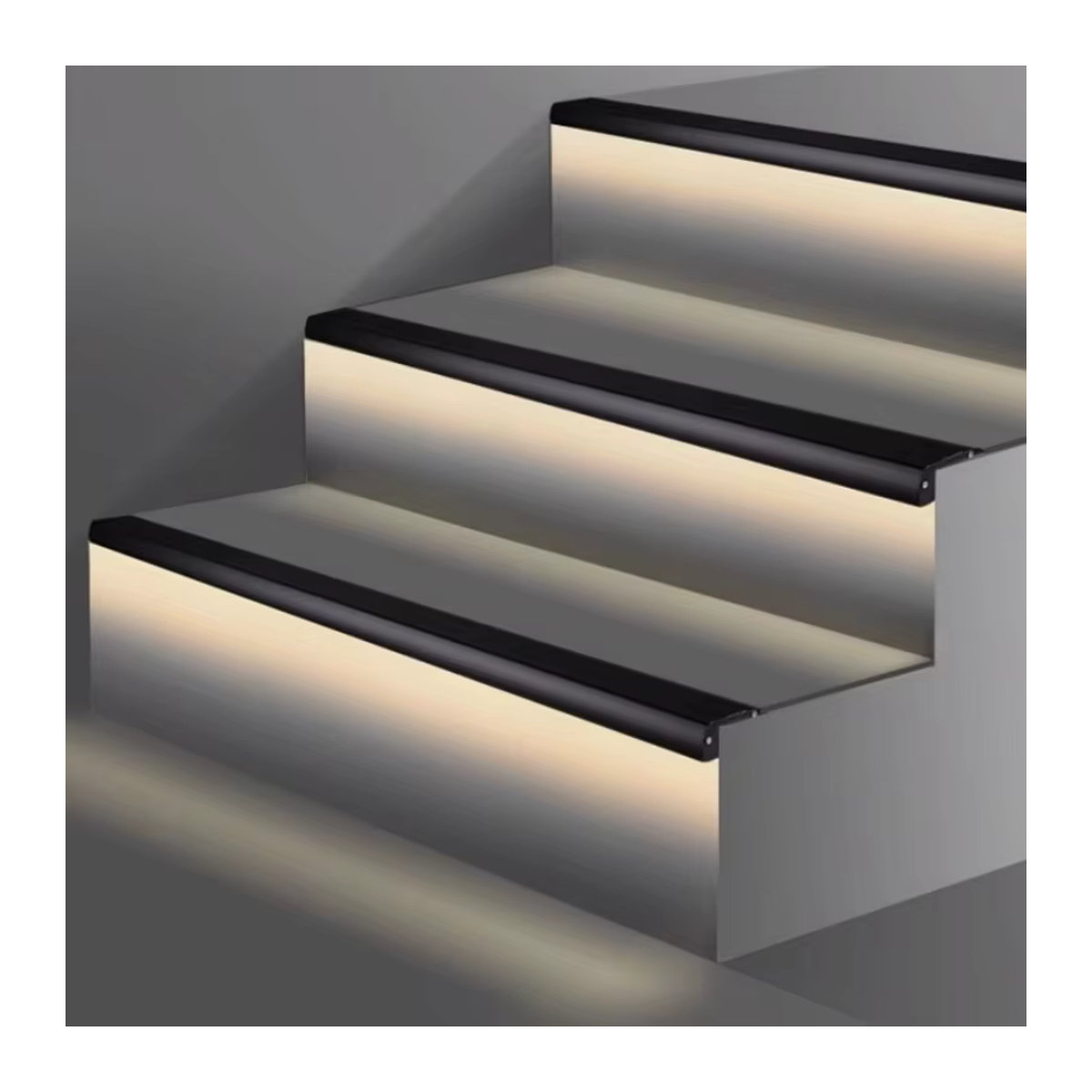 khelse LED Schrittlampe aus Aluminium mit Anti-Rutsch Profil für Treppenstufen und Hintergrundbeleuchtung in minimalistischem Design - Bild 4