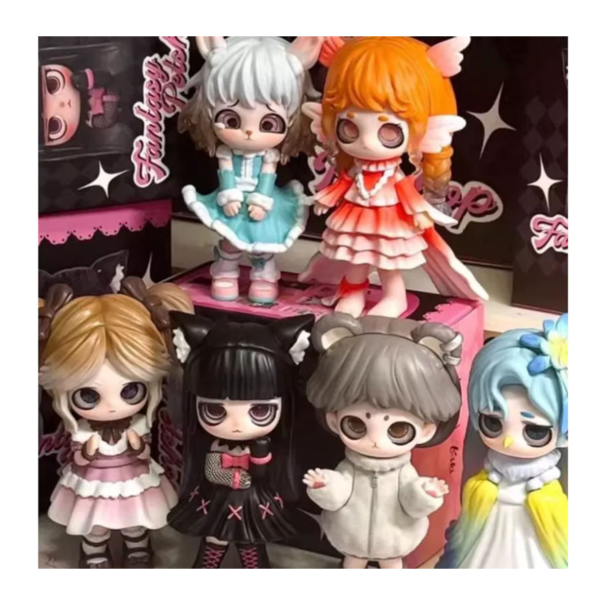 Kiki Fantasy Pet Shop Serie Blind Box Gotische Statue Kawaii Mädchen Figur in Schwarz als Desktop-Ornament aus Kunststoff - Bild 2