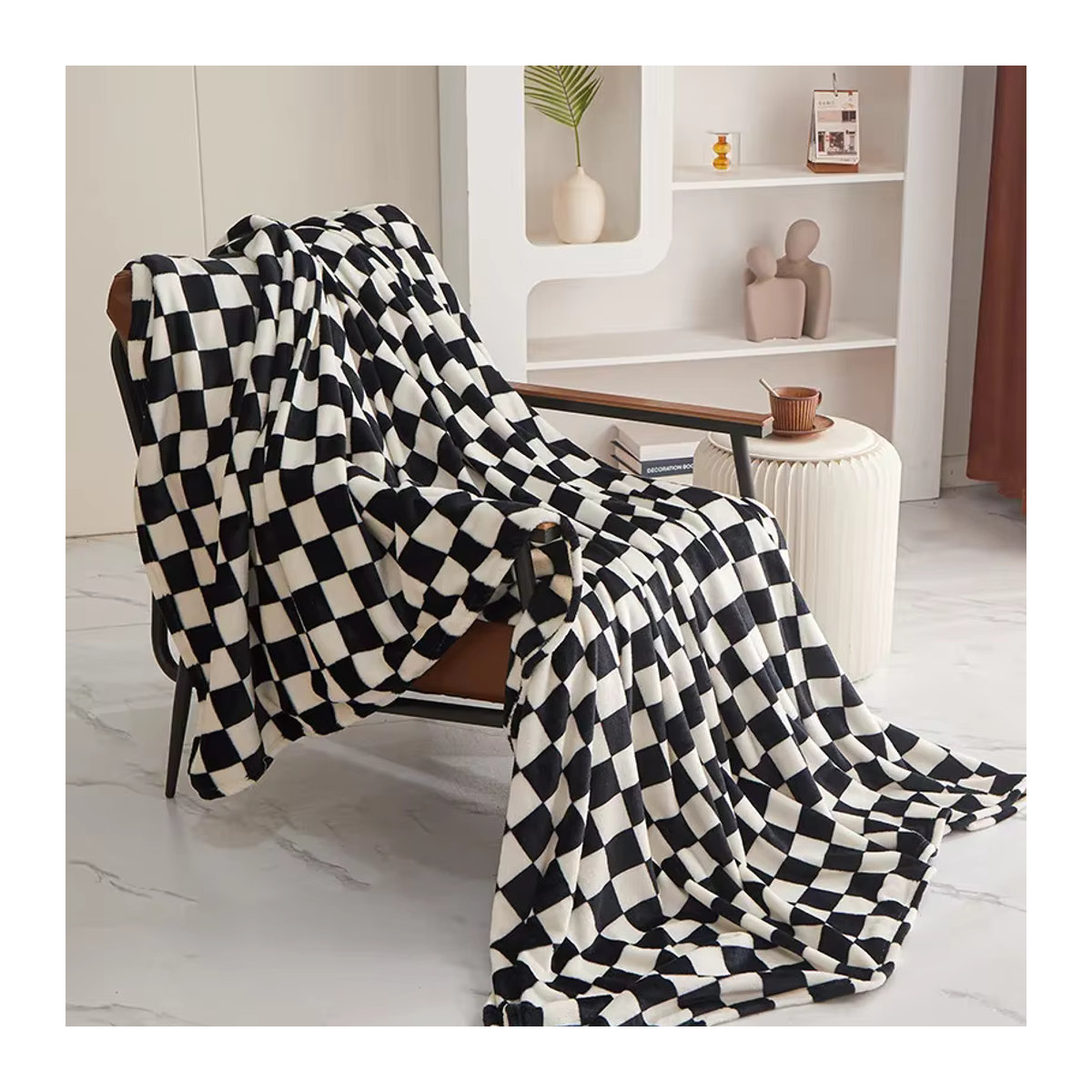 Klassische Schachbrettdecke in Schwarz-Weiß für Sofa und Büro - Bild 4