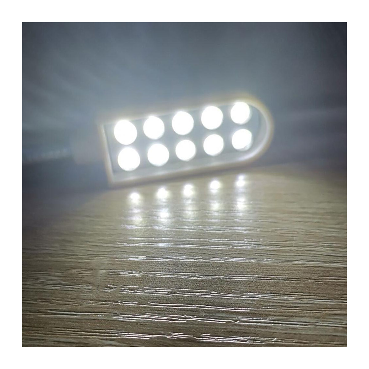 Koogeelife LED Nähmaschinenlicht mit flexiblem Schwanenhals und Magnetbefestigung, Weiß - Bild 1