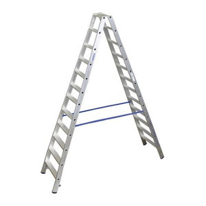 Krause 124784 Aluminium Stufen-Doppelleiter in Silber mit einer maximalen Arbeitshöhe von 4,35 m