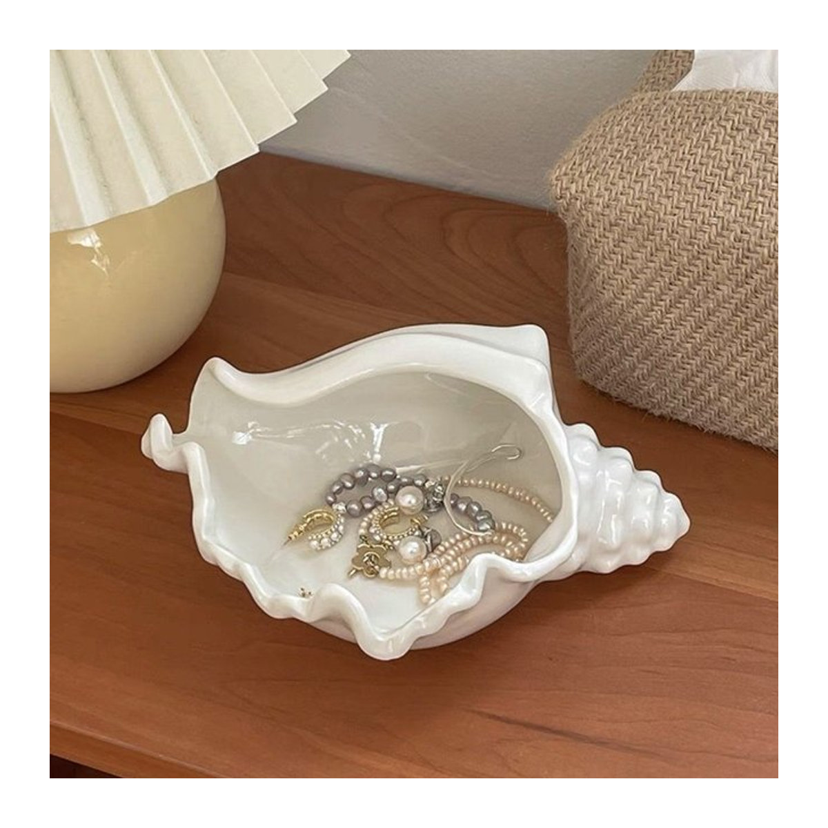 Kreative Keramikschale in Muschelform als Schmuckschale und Dekoration für den Eingangsbereich, B/T/H: 14,0 x 9,0 x 9,0 cm - Bild 1