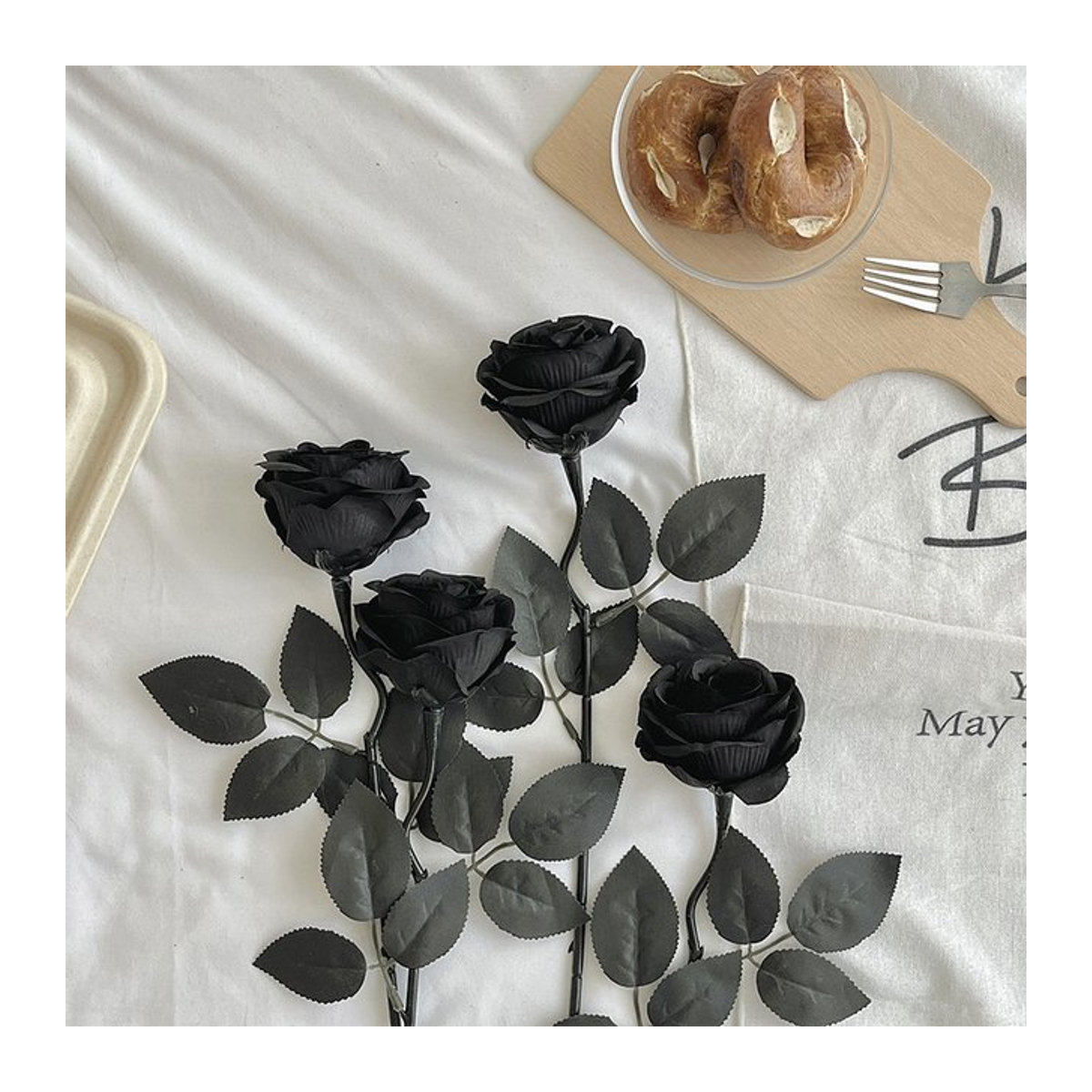Künstliche schwarze Rose für Gothic und Halloween Dekoration, Höhe: 50 cm - Bild 1