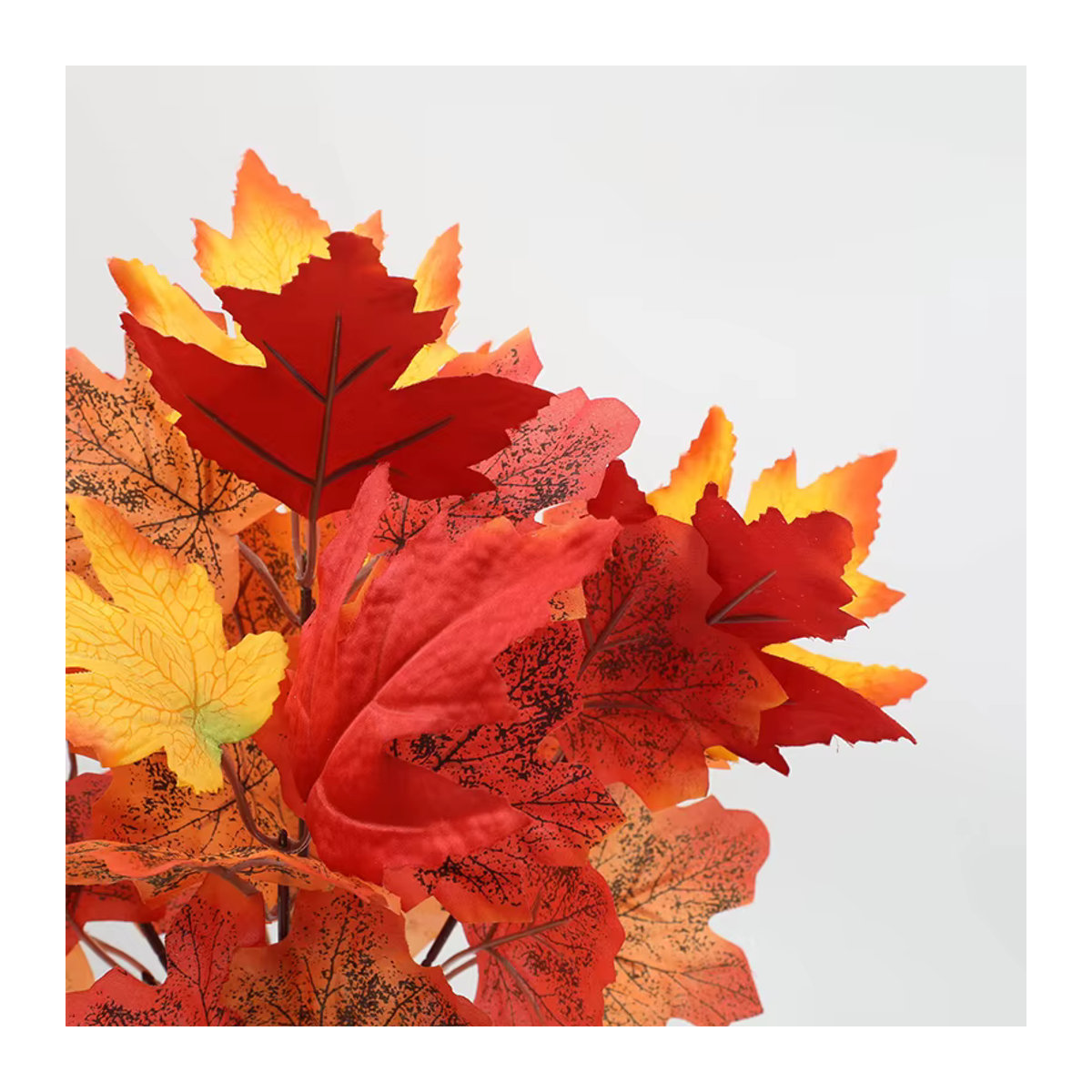 Künstlicher Ahornzweig von Kmitang in Orange, 39 cm Textil-Pflanze für Herbst- und Halloween-Dekoration - Bild 3
