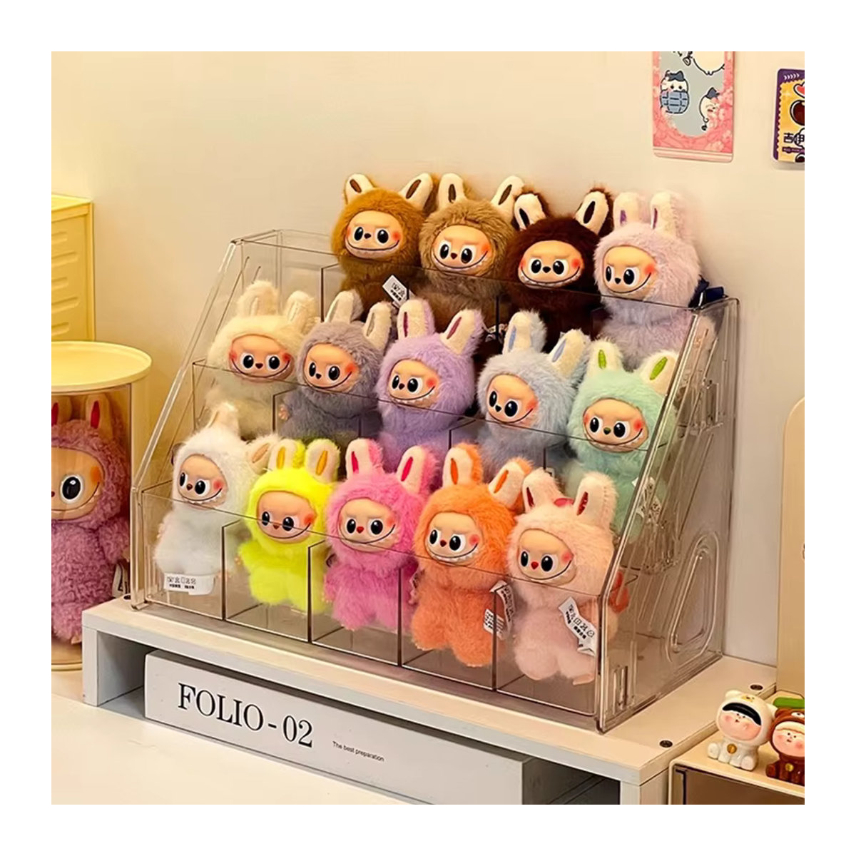 Labubu Display Rack Desktop Plüschtier Aufbewahrungsbox und Blind Box Organizer aus Kunststoff in Mehrfarbig - Bild 5