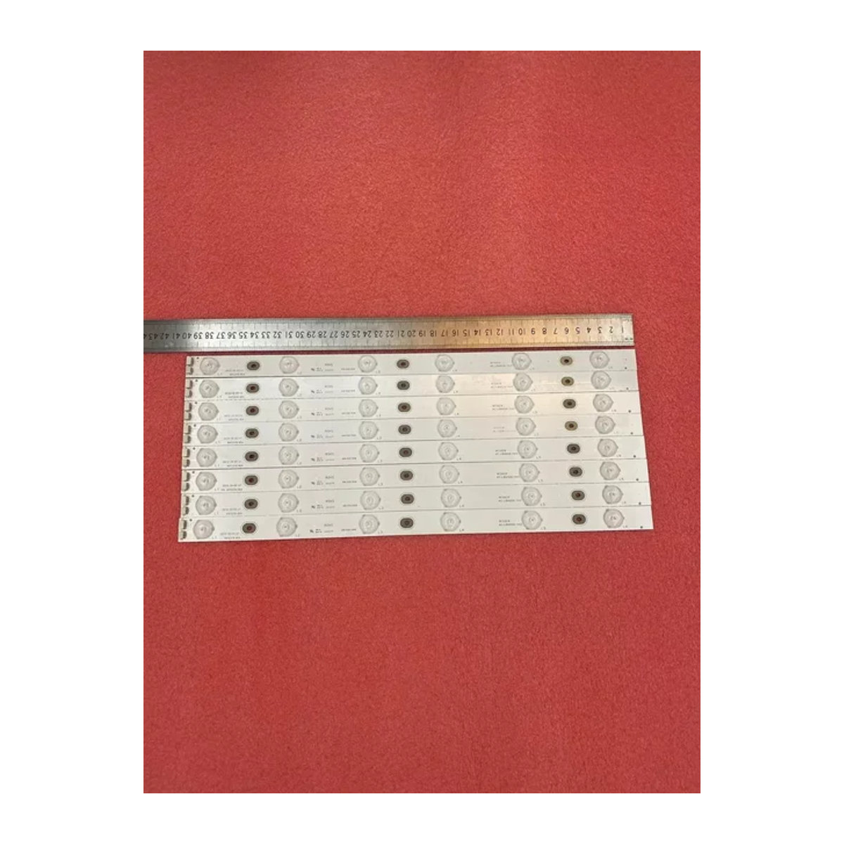 LED Hintergrundbeleuchtung 6 LED für Thomson TV Modelle 40 FW3323 40 FW3253 40 FU3253 40 FU3253C DL4061 DL4061 - Bild 1