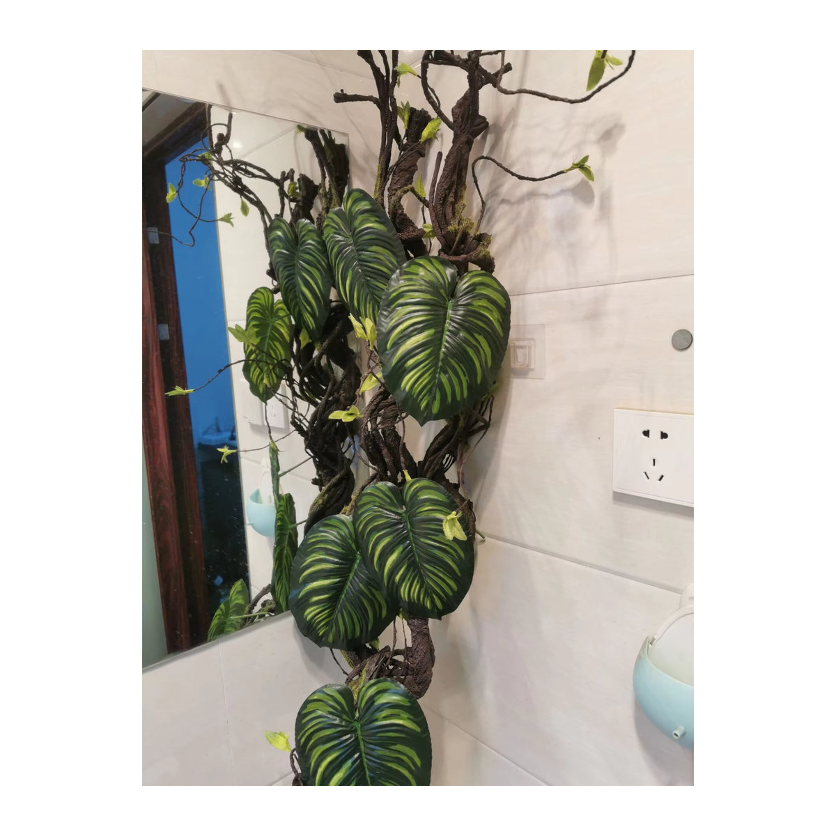 Linhongbin Künstliche Rattanpflanze Grün, 175 cm lange Dekoration mit biegbaren Blättern für Wandgestaltung und DIY-Dekoration - Bild 5
