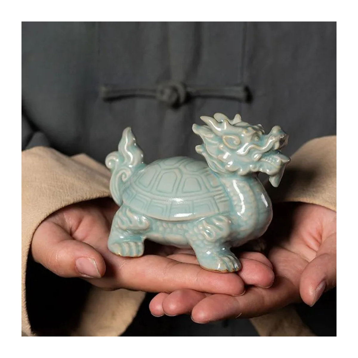 Longquan Celadon Drachenschildkröte aus Keramik in Grün als Teehaustier für die Gongfu-Teezeremonie und zur Dekoration von Heim oder Schreibtisch - Bild 1