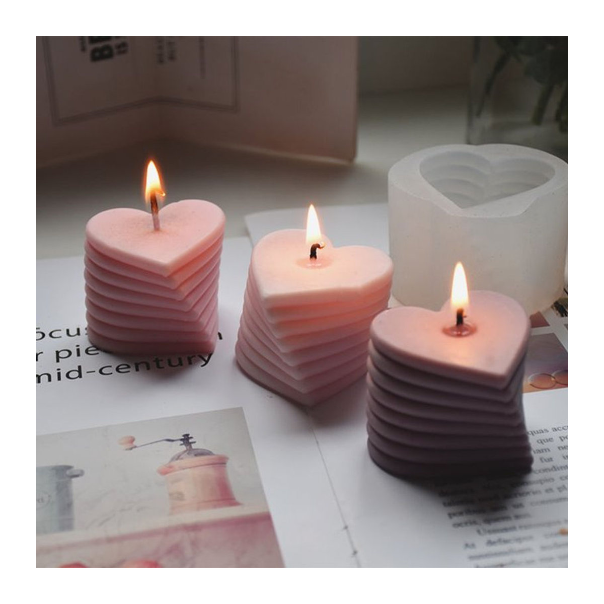 LONTL Herzförmige Aromatische Kerze in Rosa für Valentinstag und Dekoration - Bild 1