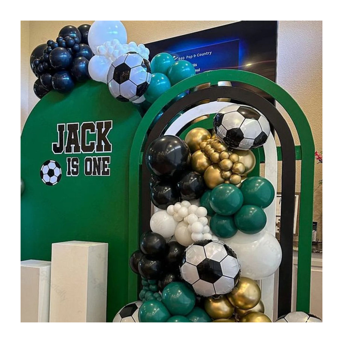 LQVYI Fußball Ballon Bogen Girlande Set mit 113 Teilen für Kinder Geburtstagsdekoration in Mehrfarbig - Bild 1