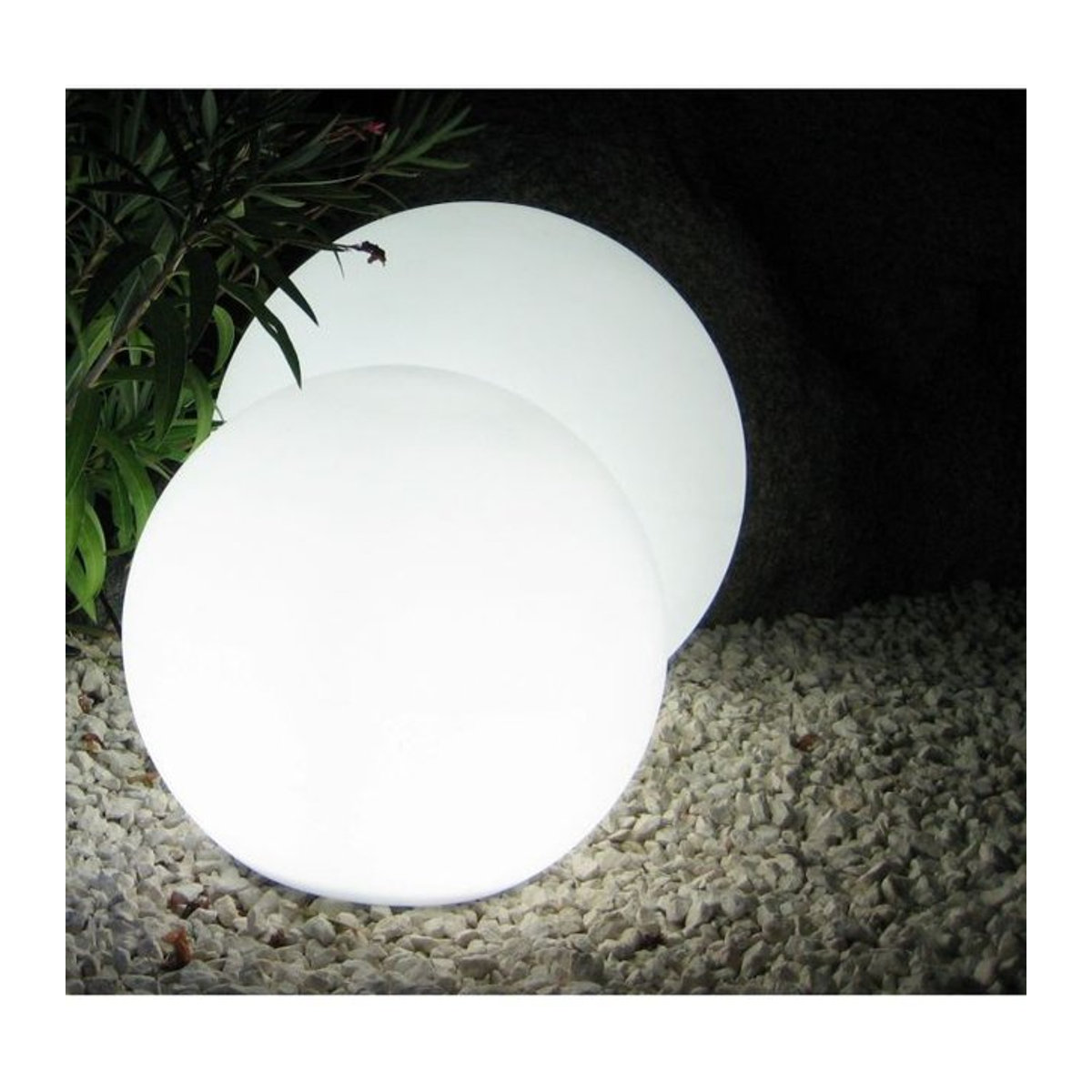 LUMISKY LED-Außenleuchte BOBBY in Kugelform, weiß mit schwarzer E27-Fassung, Durchmesser: 40 cm - Bild 1