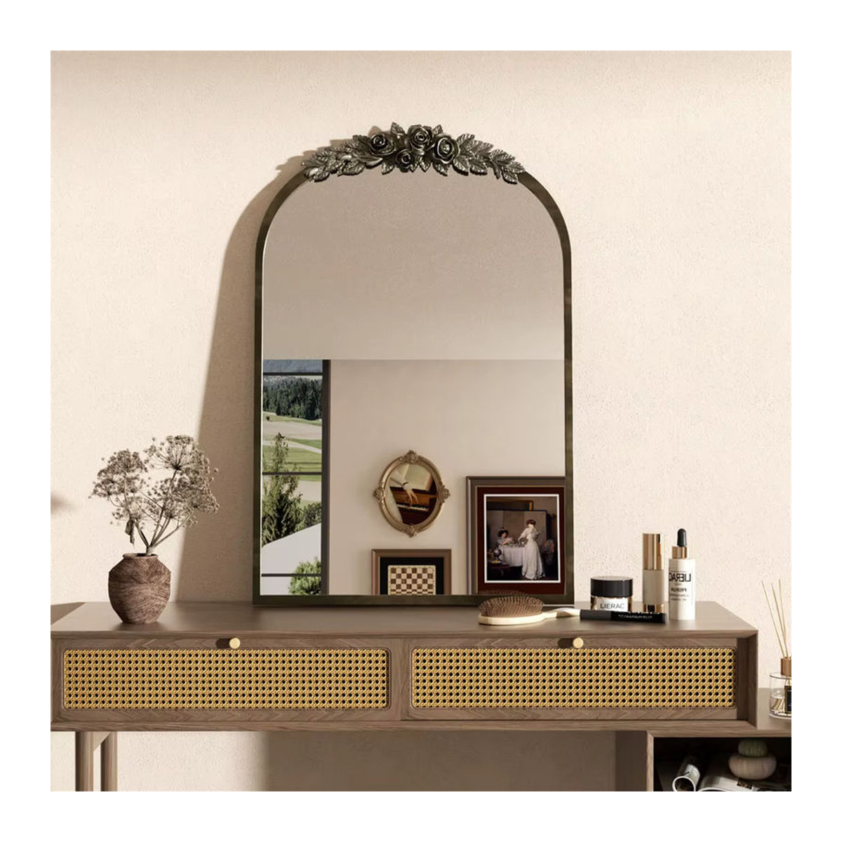 LUVODI Wandspiegel in Gold mit bogenförmigem Metallrahmen und floralem Kunstharz-Rosenmuster im Vintage-Design - Bild 4