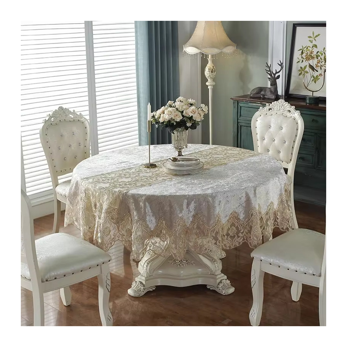 Luxuriöse Samt-Tischdecke Julliette Dream in Gold und Silber mit Spitzenstickerei für deinen Esstisch - Bild 6