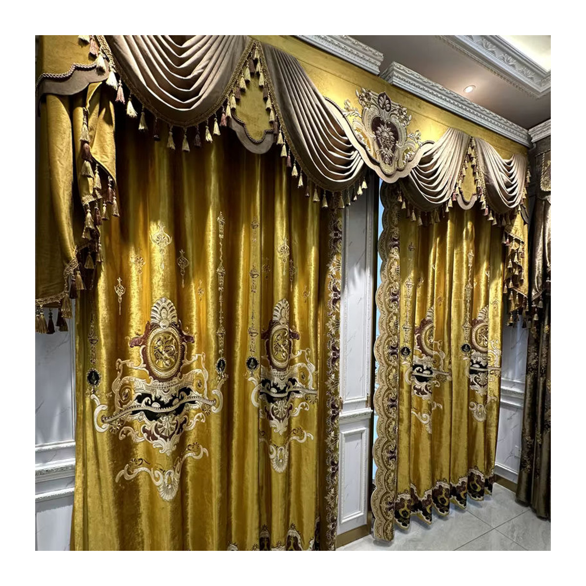 Luxus Vorhänge aus Samt mit goldener Bestickung für Wohnzimmer und Schlafzimmer in Hotelqualität - Bild 3