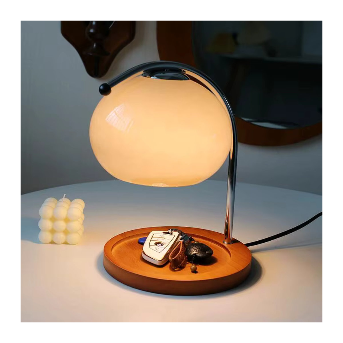 Lyfs Tischlampe als Kerzenwärmer aus Glas und Metall in Braun mit transparentem Schirm im Retro-Design - Bild 3