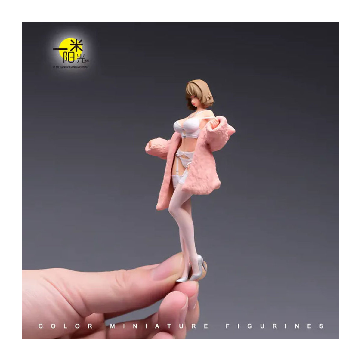 MAK Miniatur-Diorama-Figur Mädchen in Rosa mit Kniestrümpfen aus Kunstharz - Bild 5