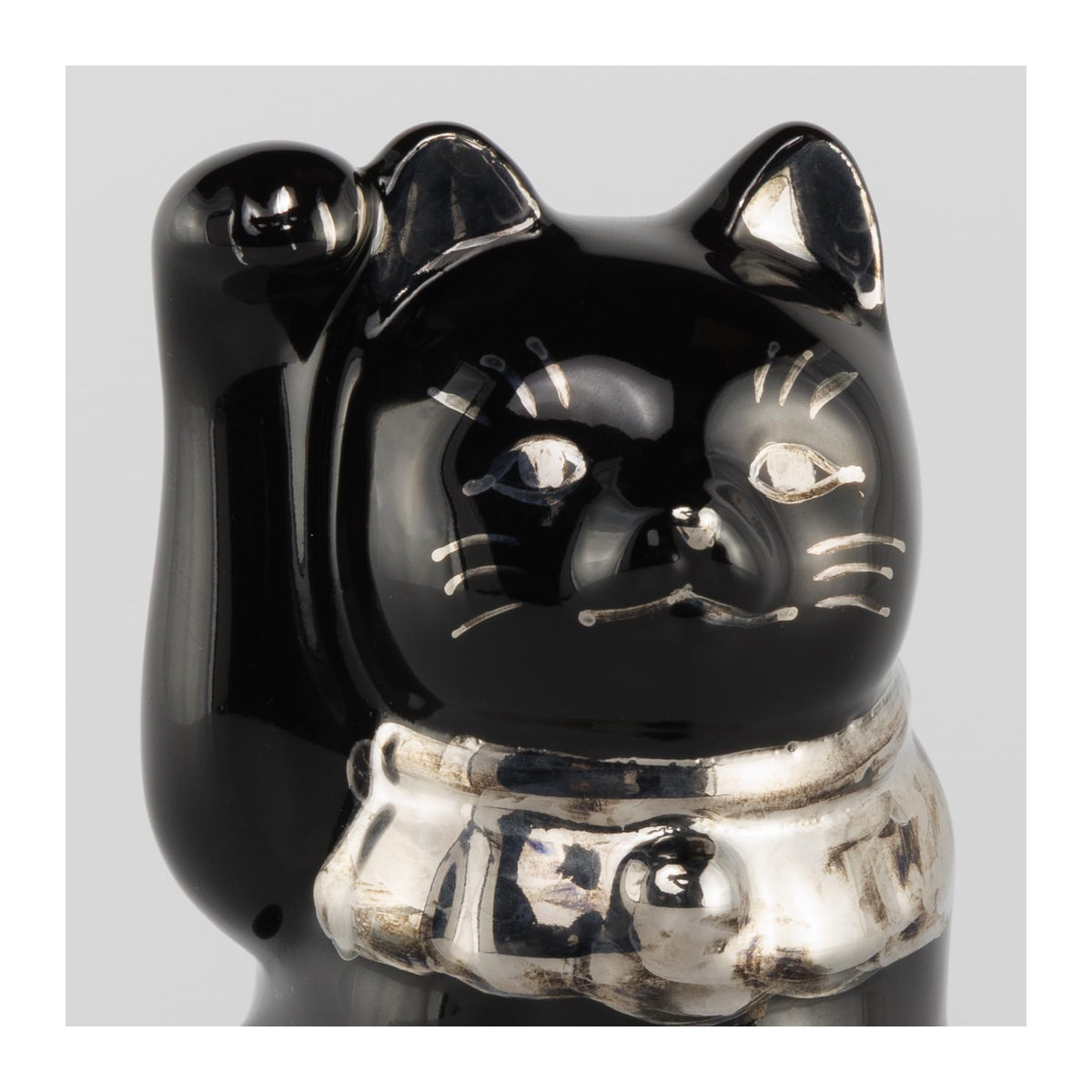 Maneki-neko Mini Glücksbringer winkende Katze von Sakura Bridge in Schwarz aus Porzellan, Durchmesser: 5 cm, Höhe: 9 cm - Bild 4