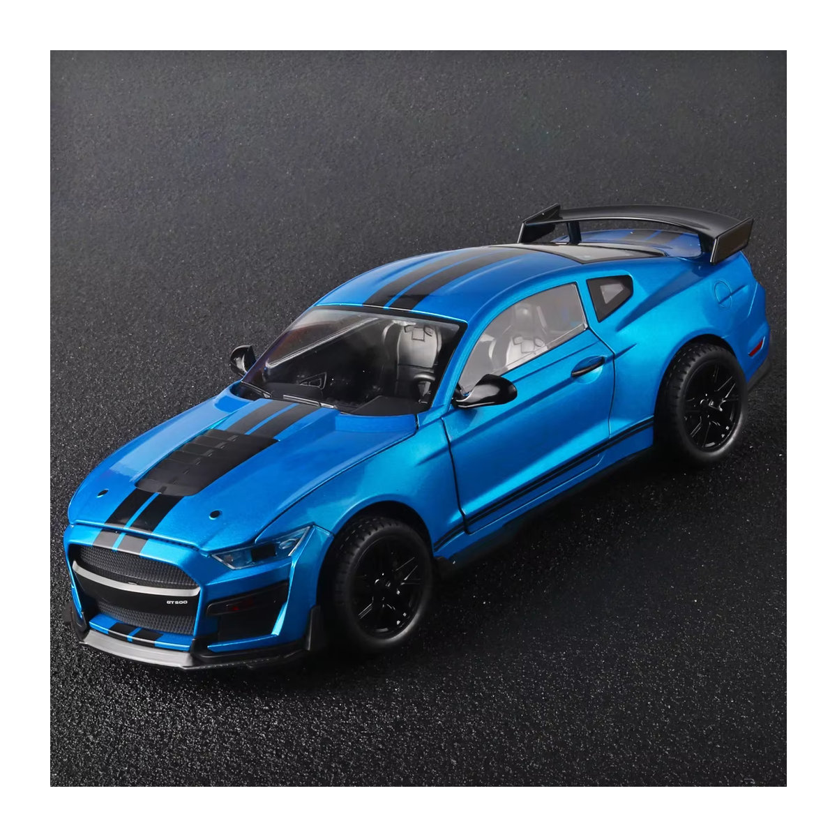 Miniaturen Ford Mustang GT500 Modellauto aus Metall im Maßstab 1:18 von MINI AUTO in Schwarz oder Blau - Bild 2