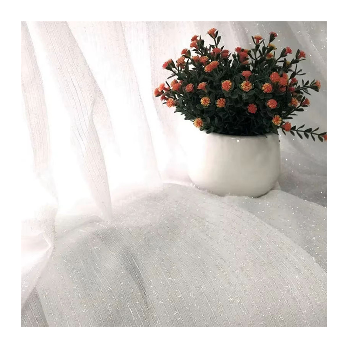 Moderne glänzende Tüllvorhänge mit silbernen Streifen als transparente Voile Gaze für dein Wohnzimmer oder Schlafzimmer - Bild 5