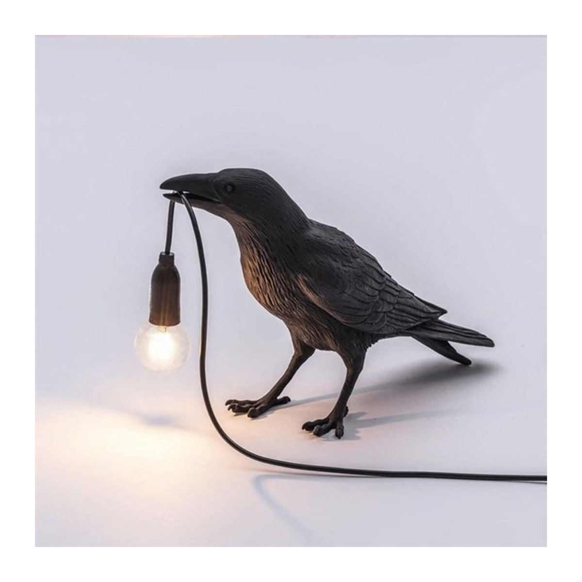 Moderne NATAWA Tischlampe in Form einer Krähe aus Kunstharz, Schwarz - Bild 1