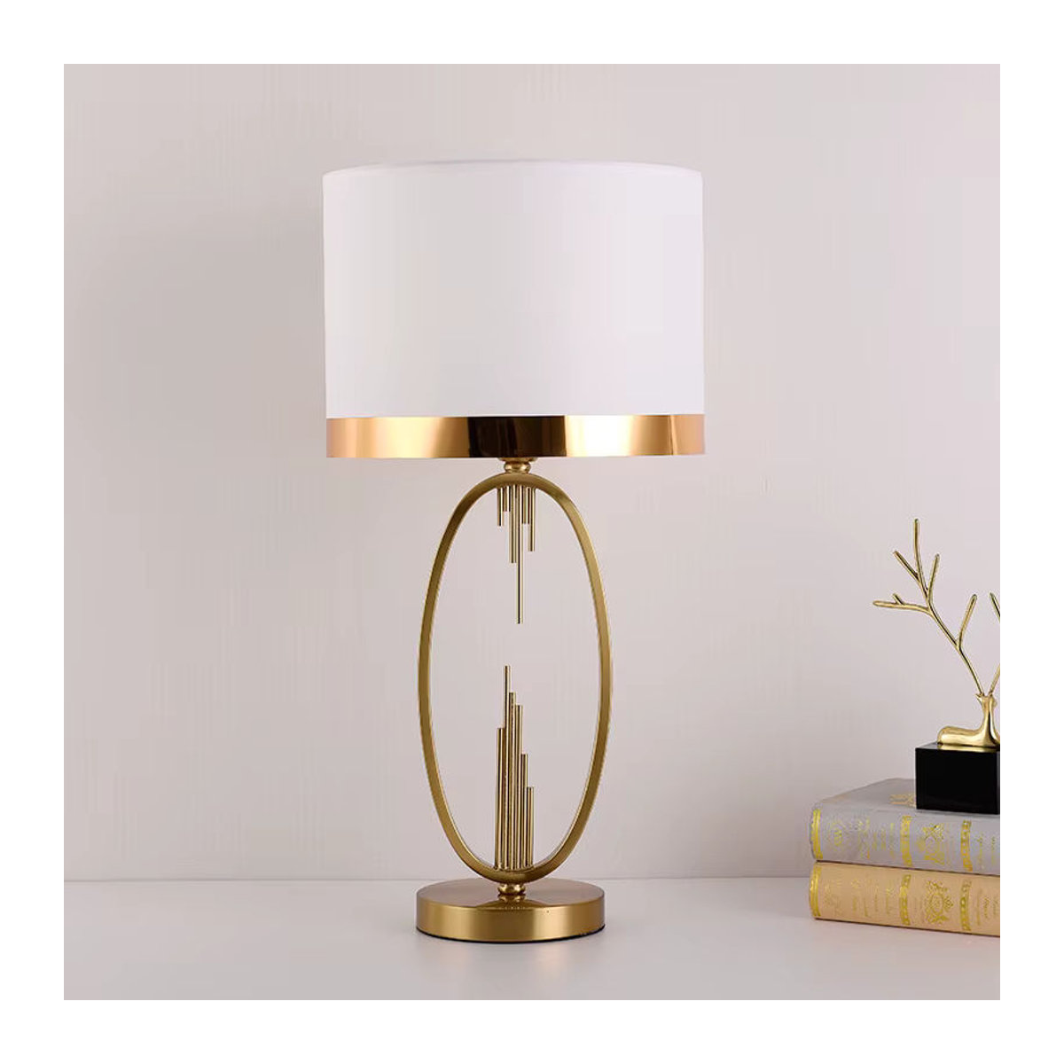 Moderne Tischlampe aus Metall von Vecli für Wohnzimmer und Schlafzimmer - Bild 1