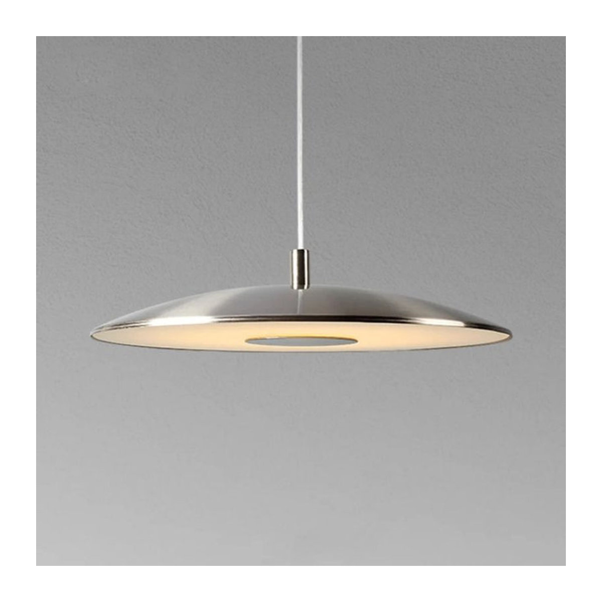Moderne UFO Pendelleuchte von HomeLover in Alufarben aus Metall für Esszimmer, Bar oder Schlafzimmer - Bild 1