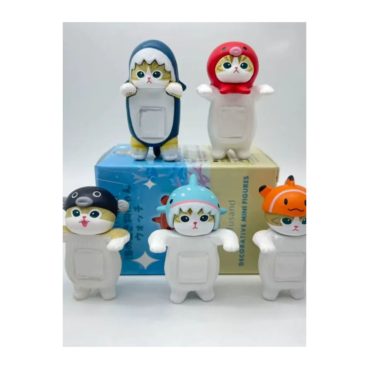 Mofusand Ocean Party Blind Box Mehrfarbige Katzenfigur aus Kunststoff als maritime Schreibtisch-Dekoration - Bild 7