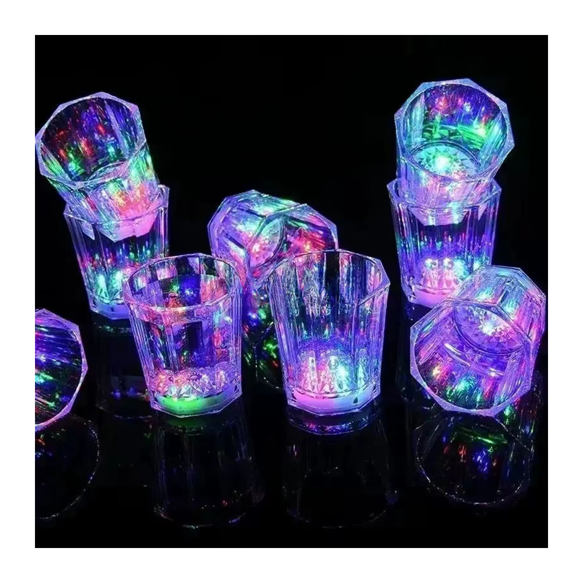MOONBIFFY Mini LED Partybecher aus Kunststoff mit blinkendem Licht in Mehrfarbig - Bild 7