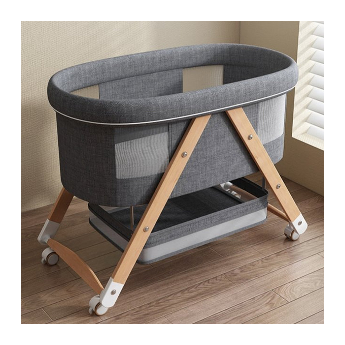 Multifunktionales faltbares Babybett aus Holz als mobiles Beistellbett und Schlafwagen - Bild 1
