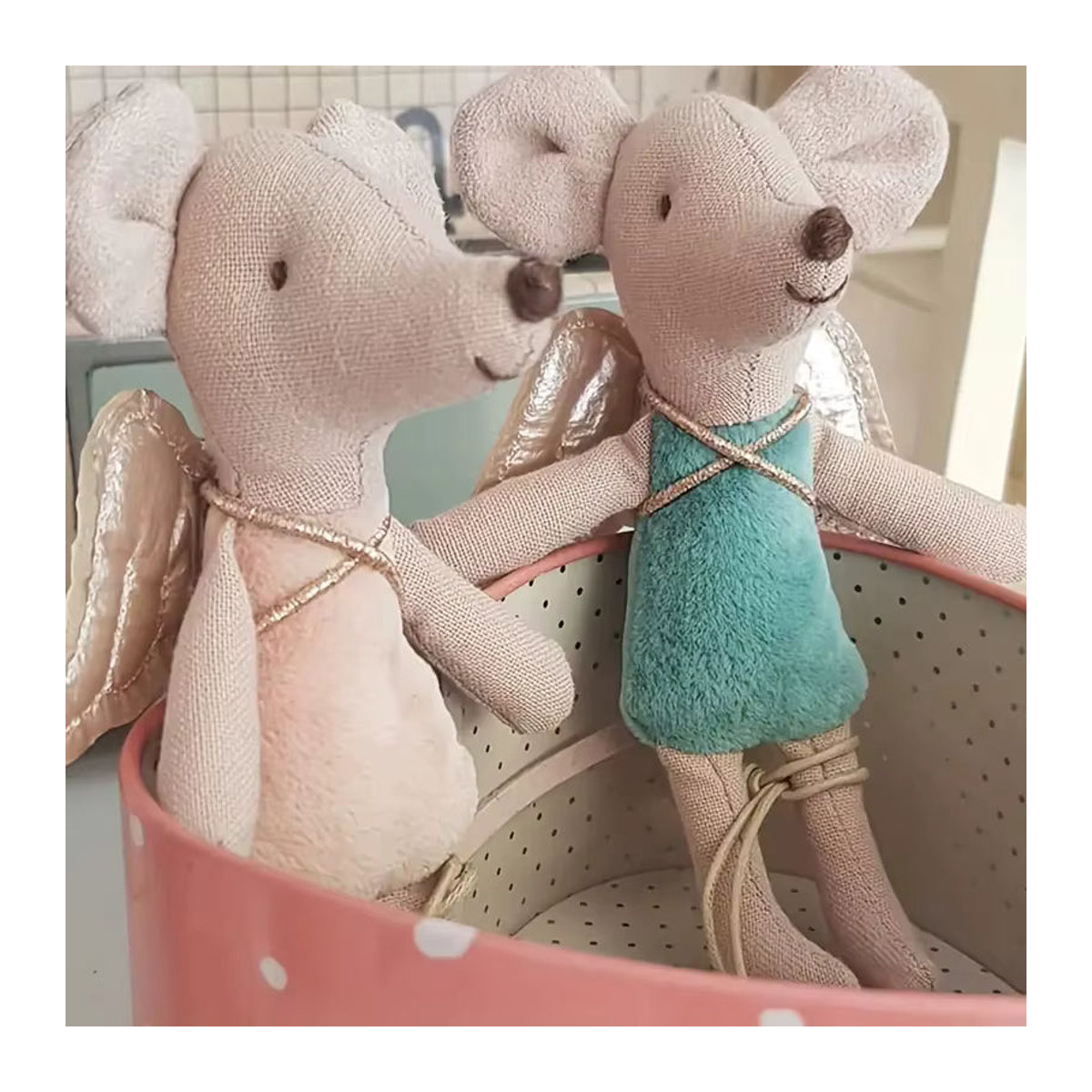 Mumamuying Stoff Maus Puppe im Nordic Stil mit Engelsflügeln in Rosa und Mehrfarbig als Dekoration und Geschenk für Kinder - Bild 5