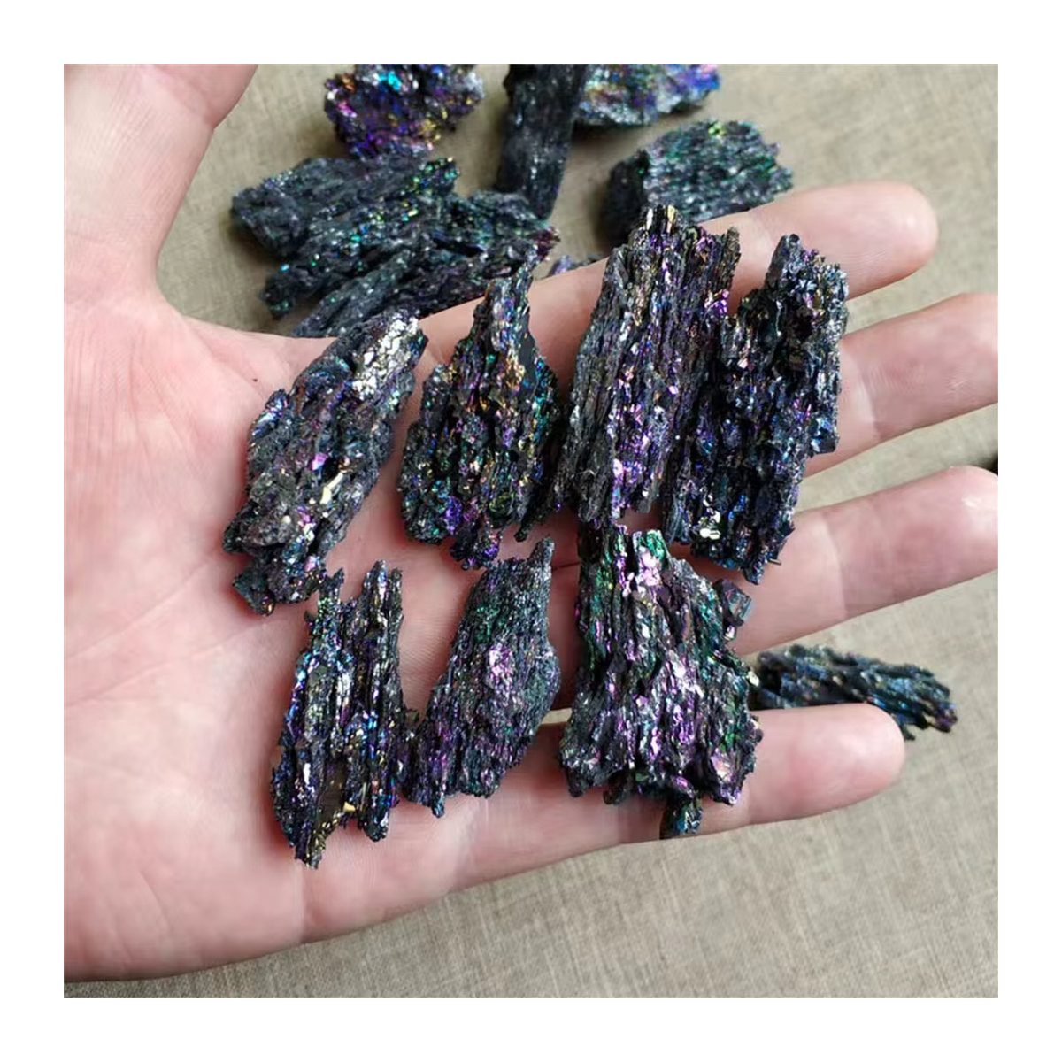 Natürliche bunte Siliziumkarbid und Quarz Kristall Dekosteine in Schwarz und Multicolor als Mineralprobe für Sammler - Bild 3