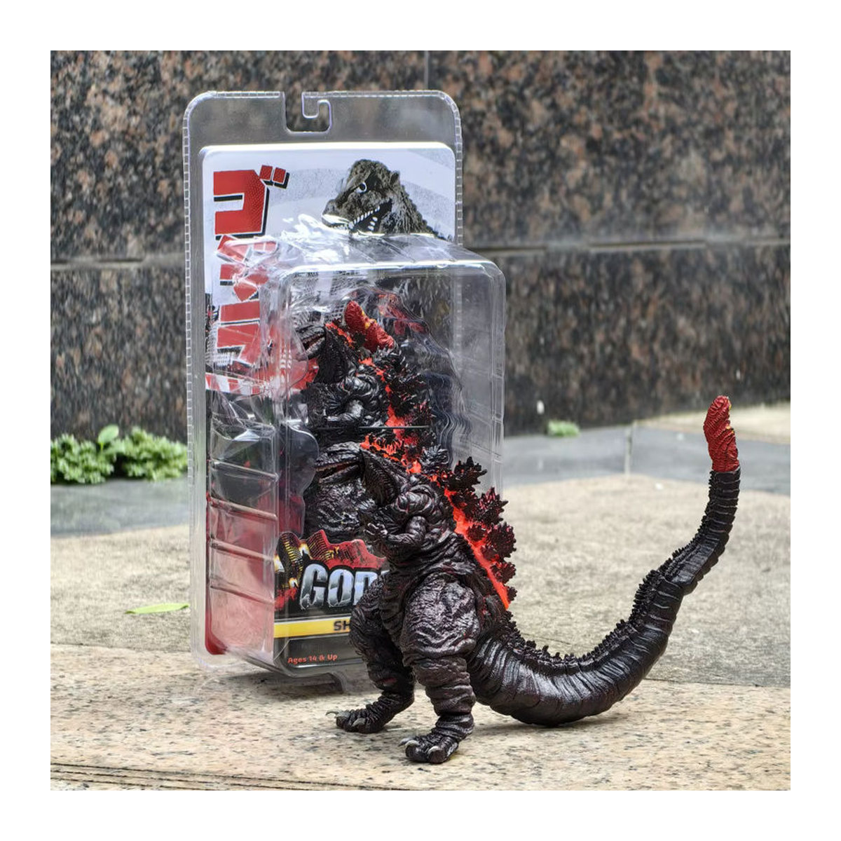 Neca Godzilla Actionfigur aus PVC in Schwarz, Höhe: 16 cm - Bild 2