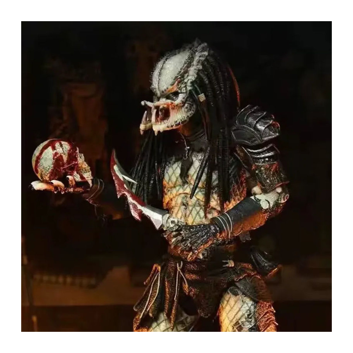 Neca Iron Blood Warrior 2 Saman Full Iron Blood P2 Ultimate Edition Figur in Schwarz, Höhe: 17,78 cm - Bild 3