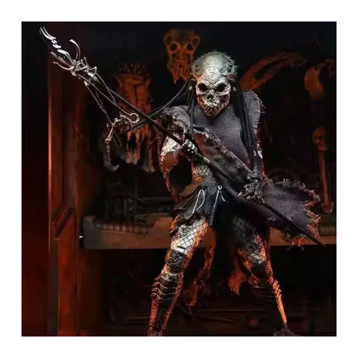 Neca Iron Blood Warrior 2 Saman Full Iron Blood P2 Ultimate Edition Figur in Schwarz, Höhe: 17,78 cm - Bild 4