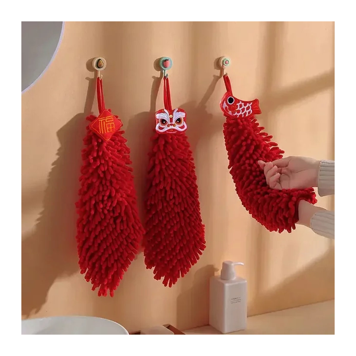 Niedriges Cartoon Löwe Taschentuch in Rot für Küche und Bad - Bild 1